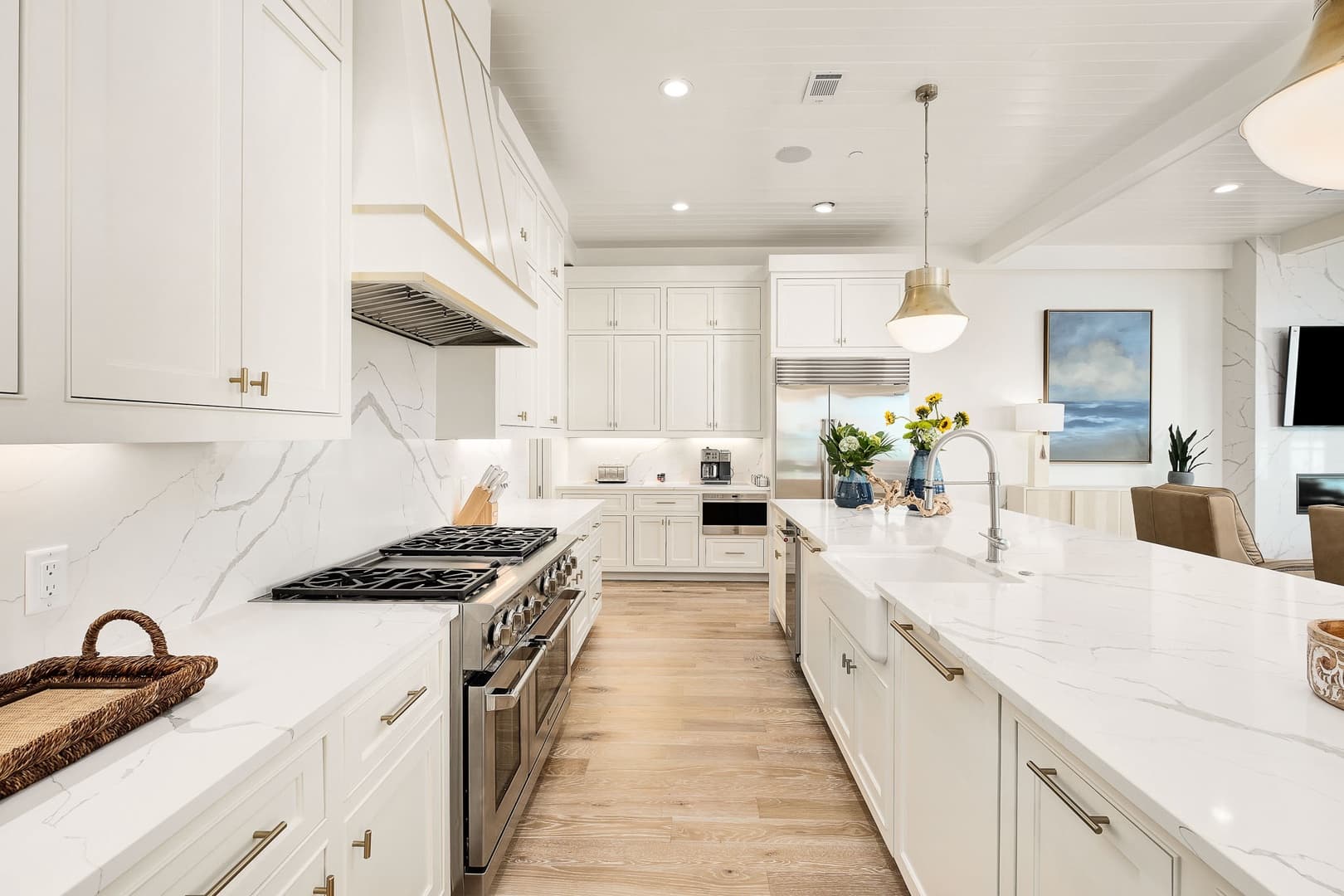 Emerald Le Luxe - Image 17