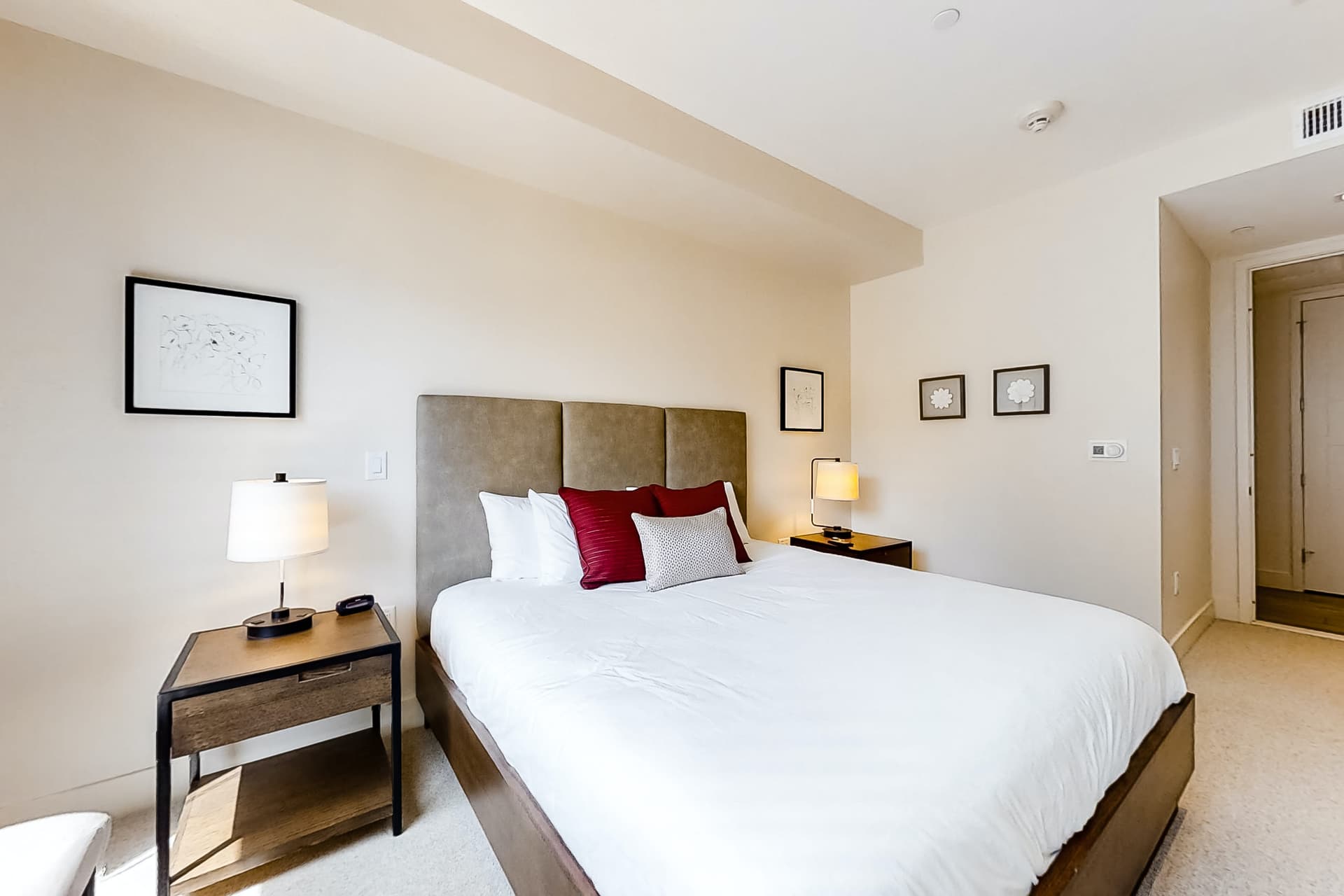 Lift 309 Home - Image 12