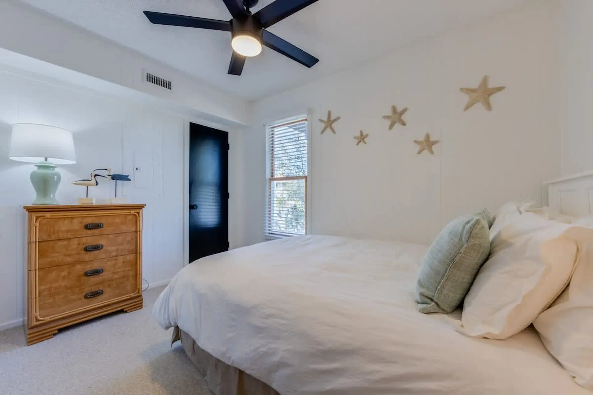 Place to Be - Image 22