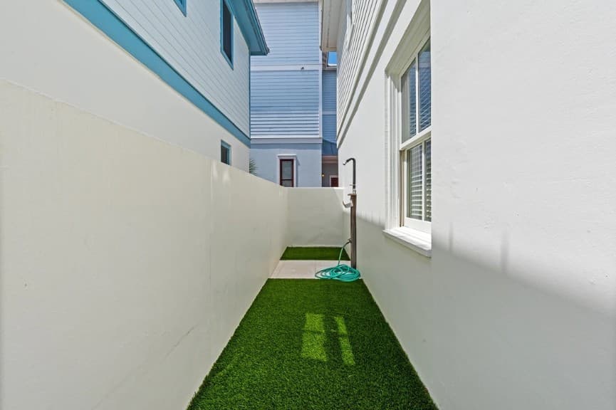 Salty Perch - Image 38