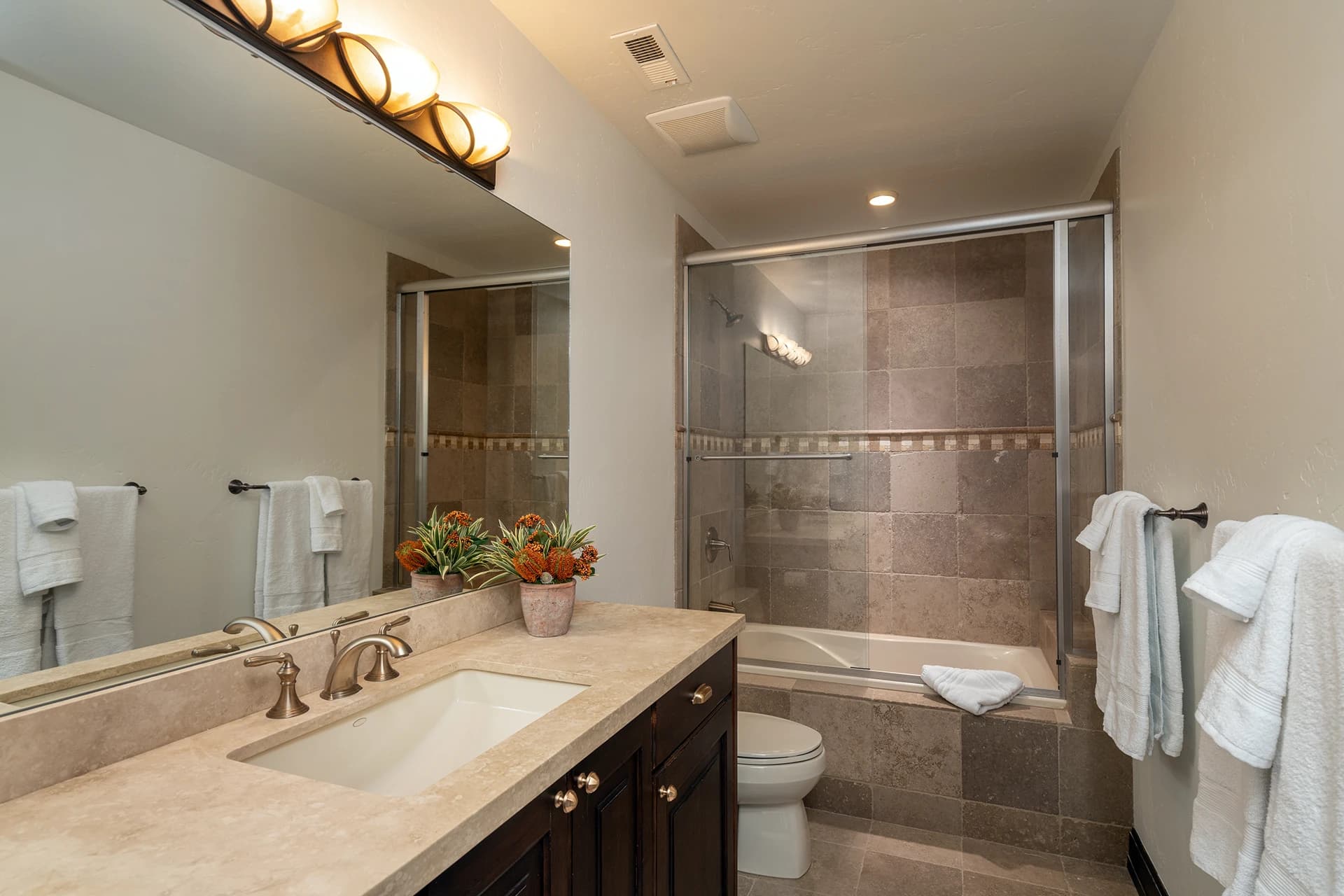 Benchmark Chateau - Image 23