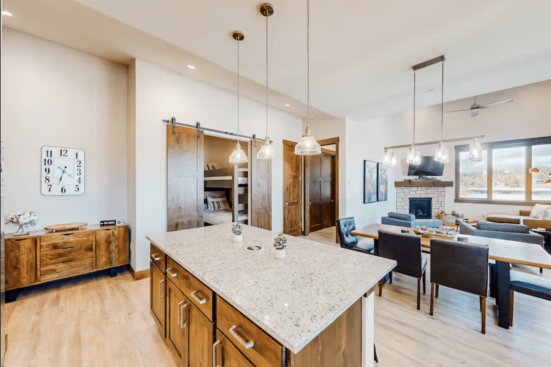 Springview Lane Residence - Image 6