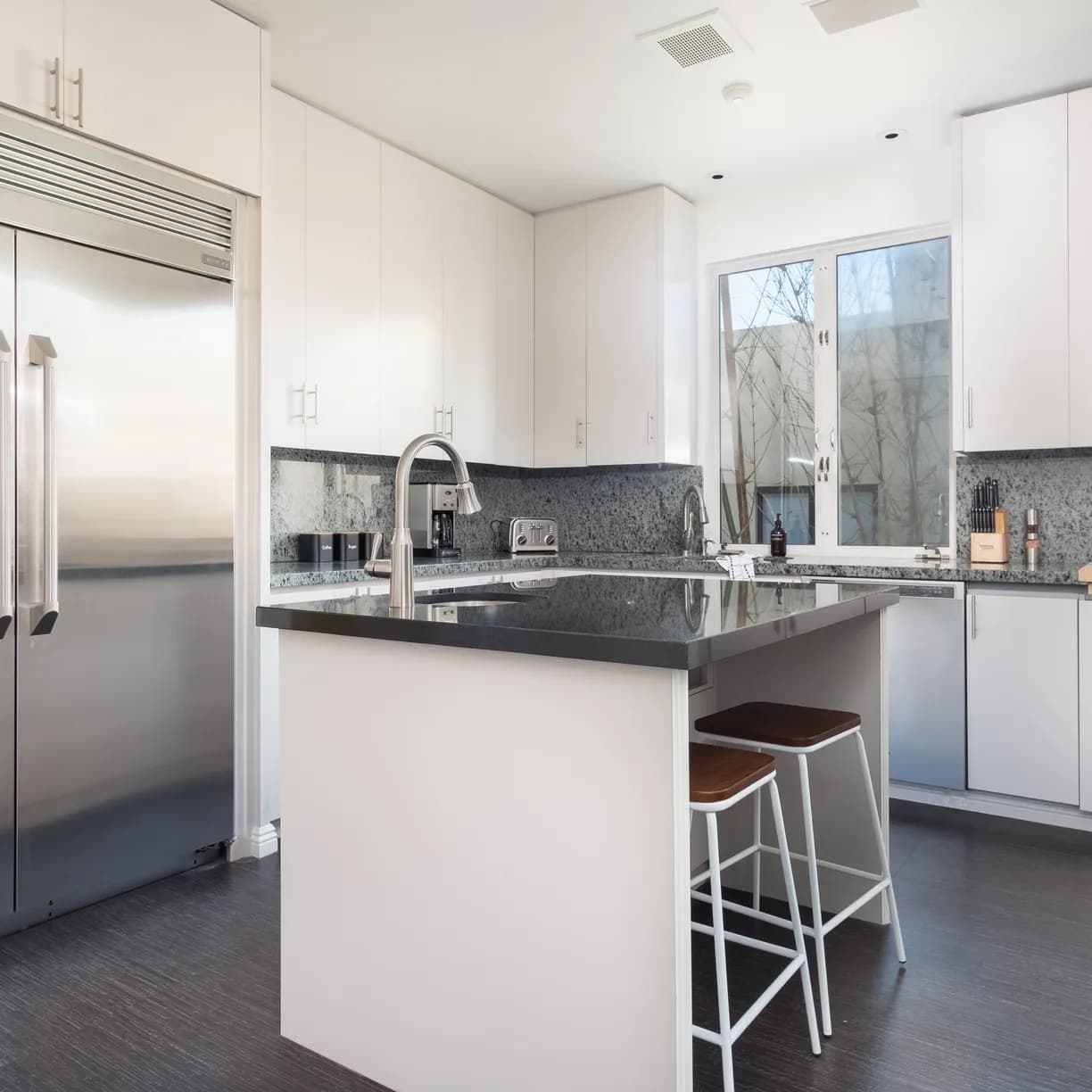 Balboa Buyout - Image 9