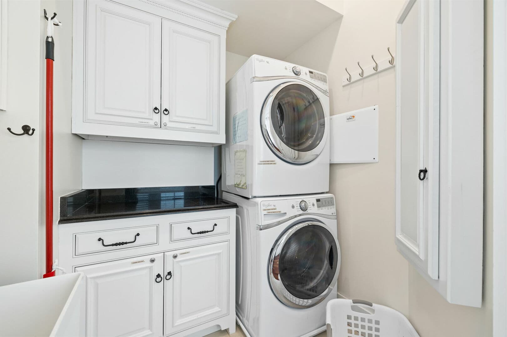 Madison Cottage - Image 40