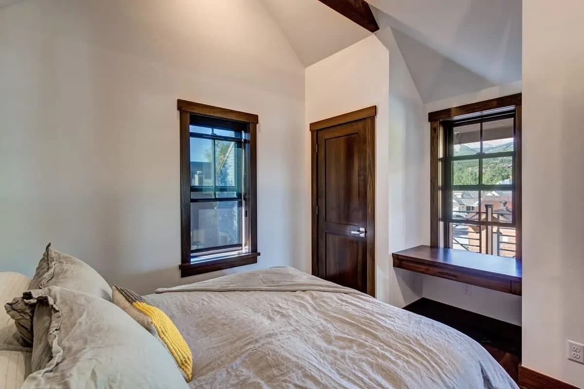 Aurum Condo - Image 8