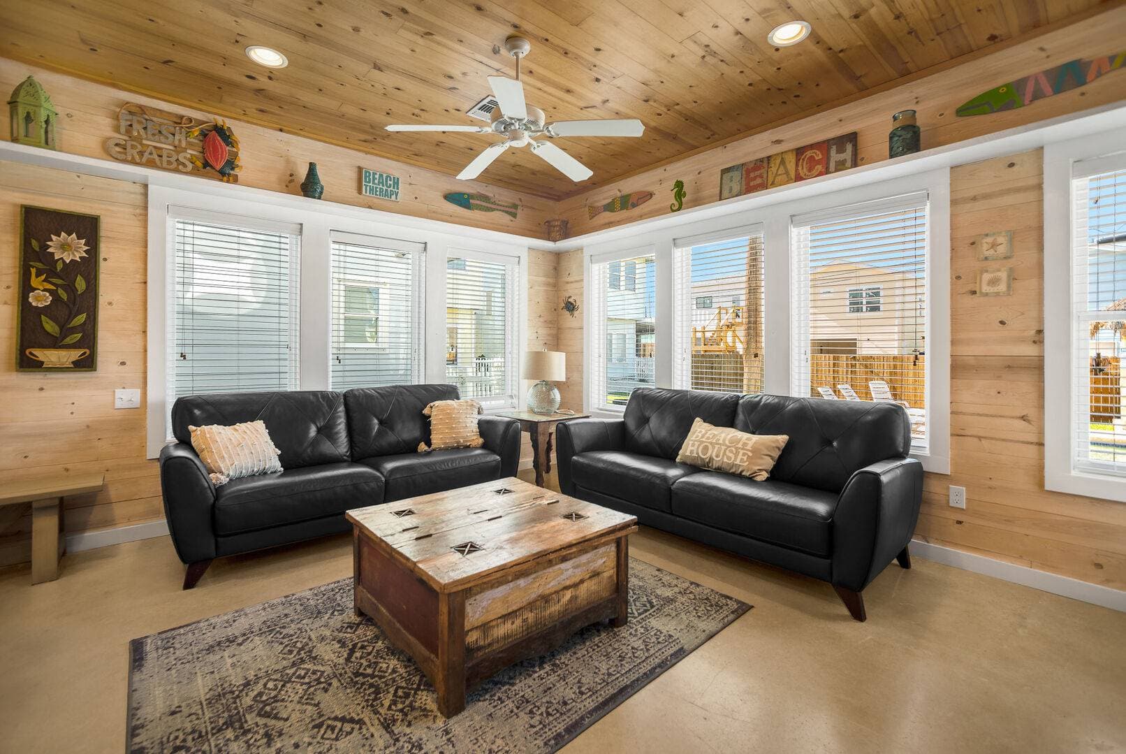 Island Time Cottage - Image 2