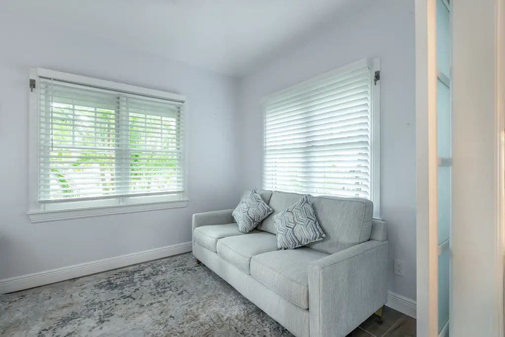 Tropical Retreat - Image 8