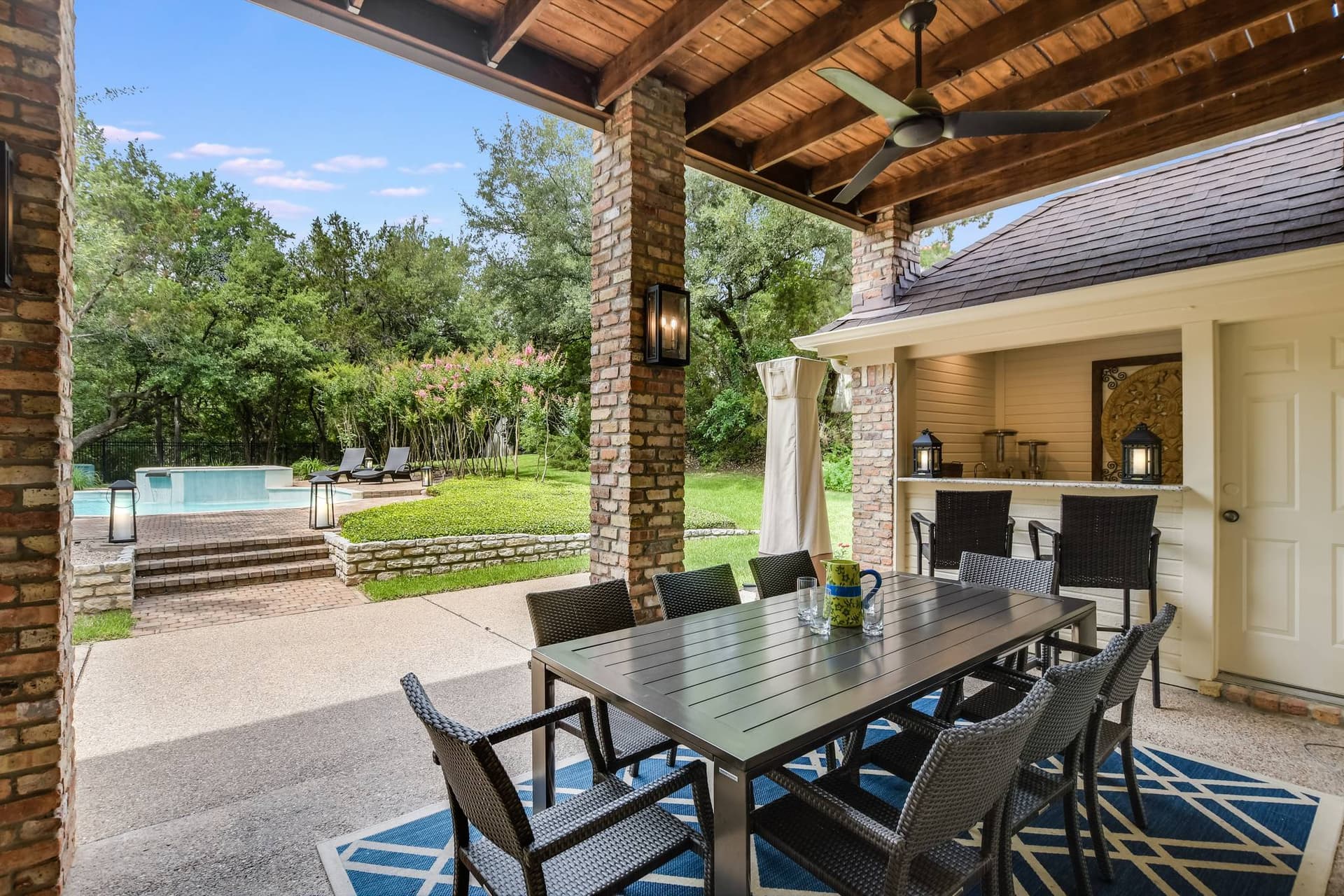 Austin Country Club Estate - Image 31