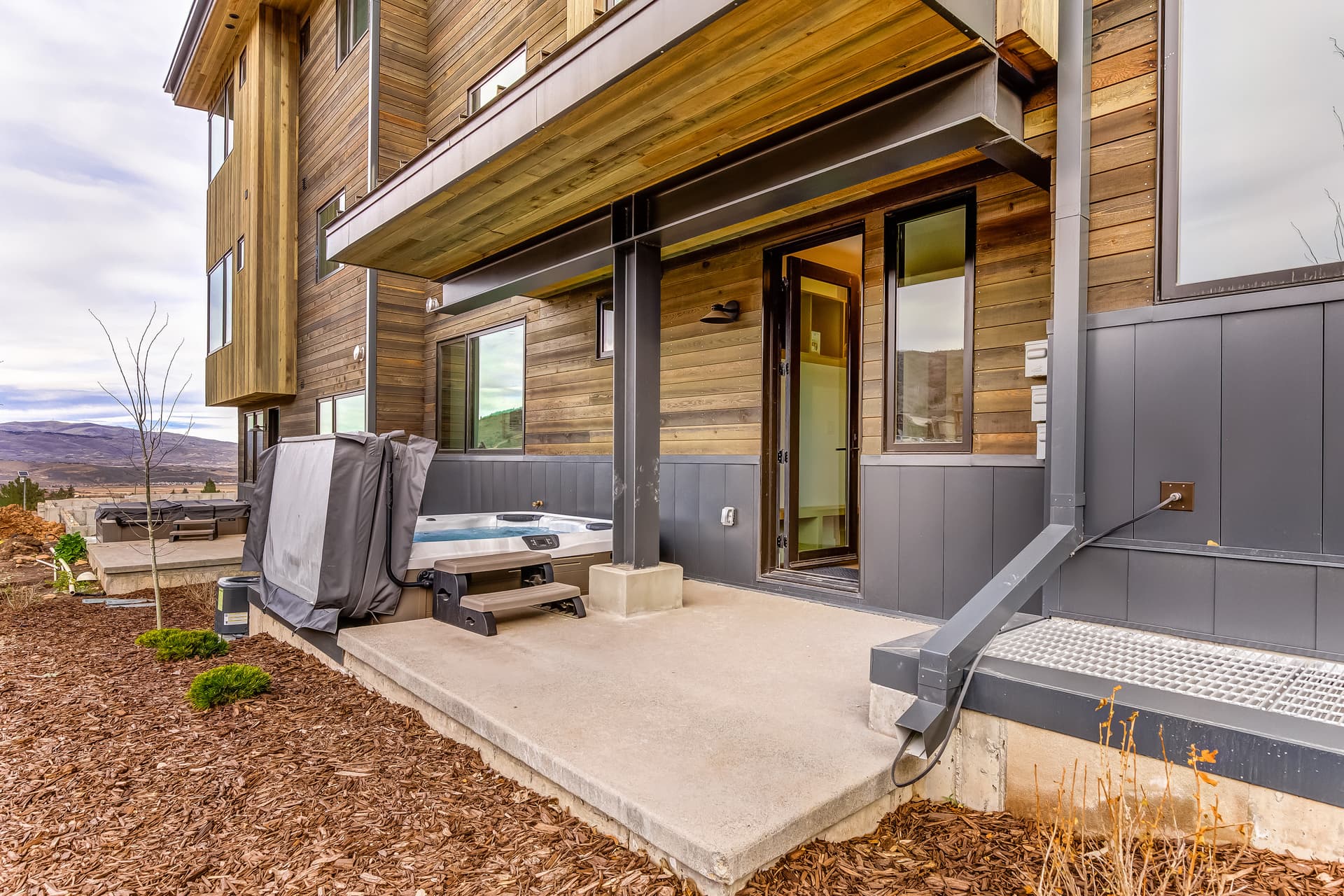 Ridgeline Elegance Place - Image 27