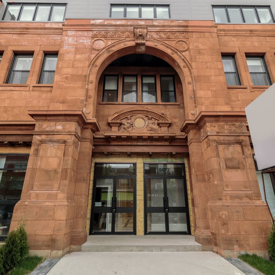 Lasalle House - Image 20