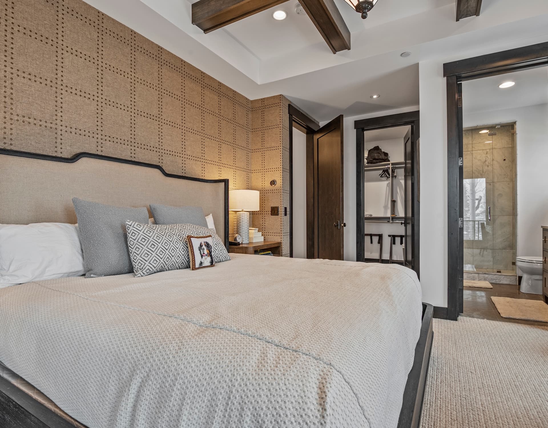 Silver Buck - Image 29