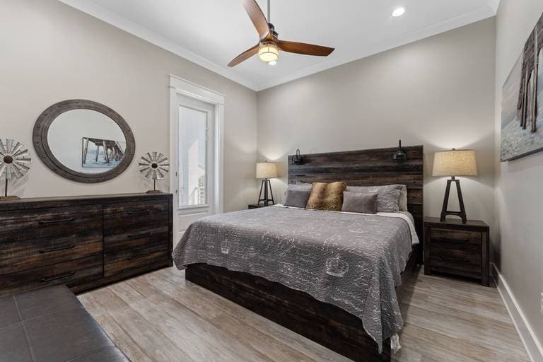 Aquaholic House - Image 28