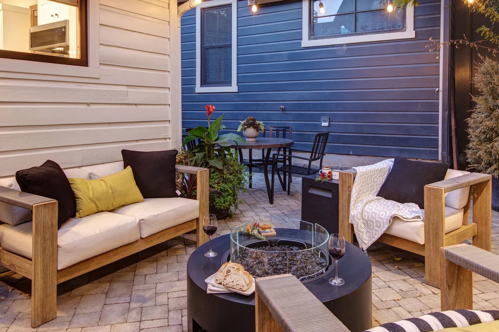 Alpine Minnie's - Image 30