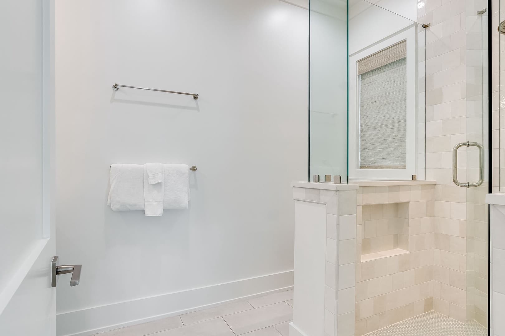 Coastal Comfort - Image 42