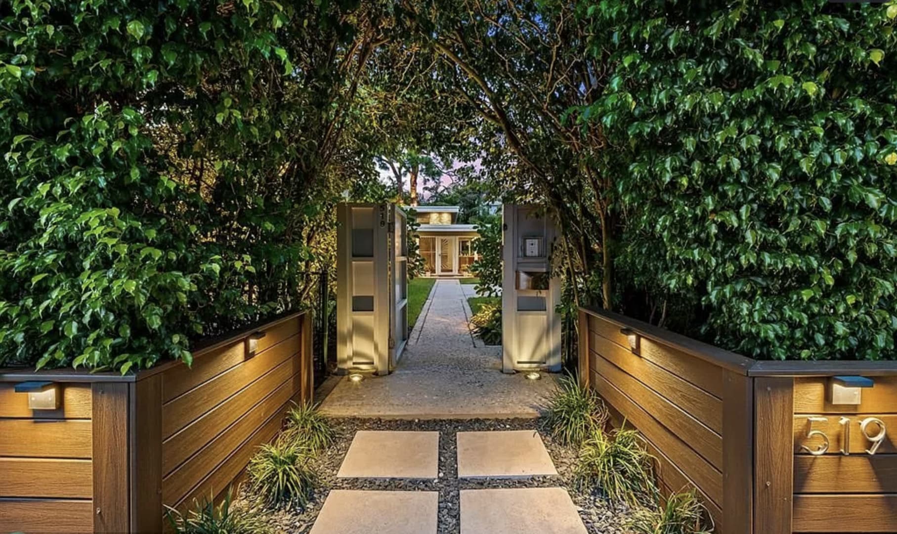 Wilton Manors Oasis - Image 39