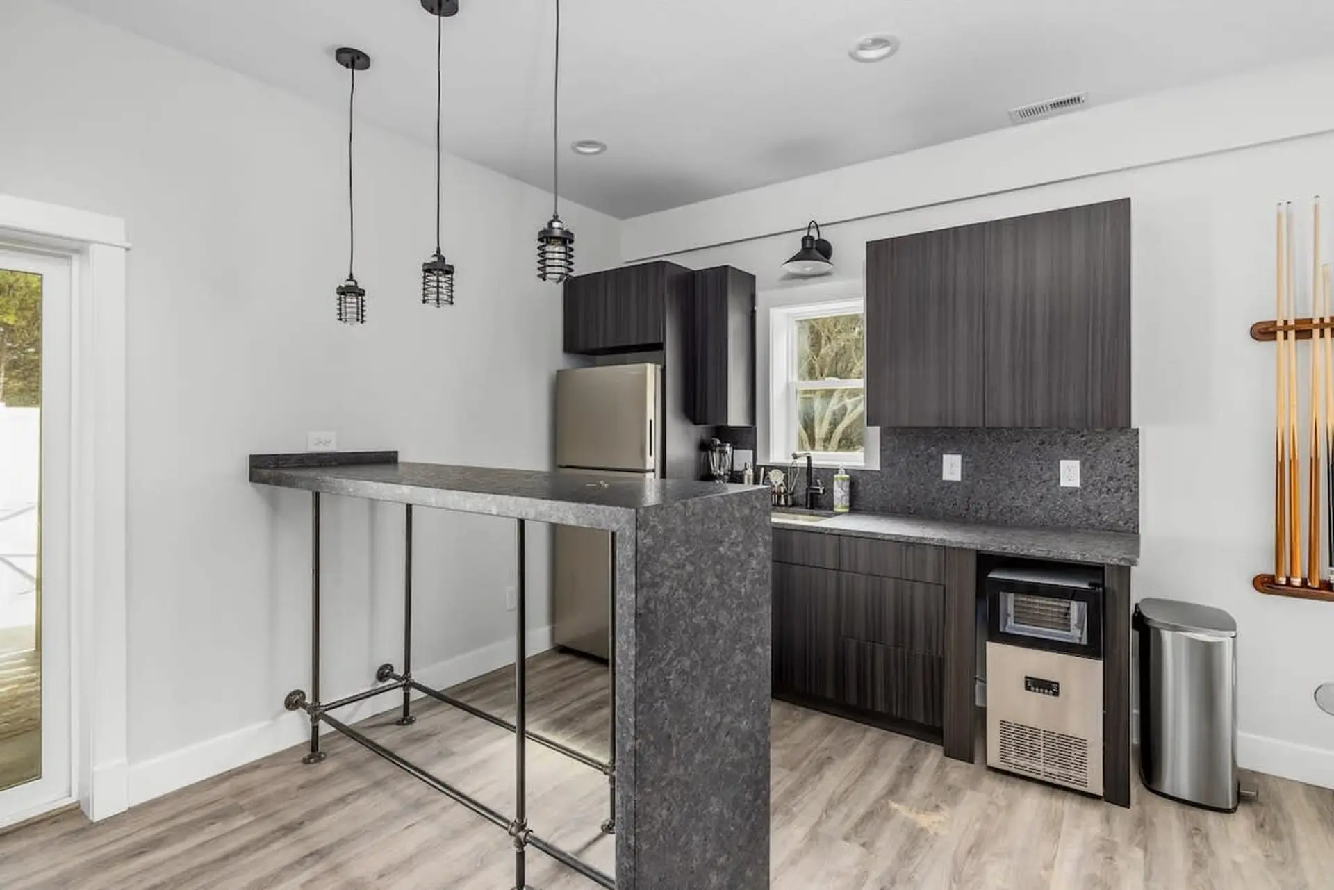 Ocean's Grove - Image 43