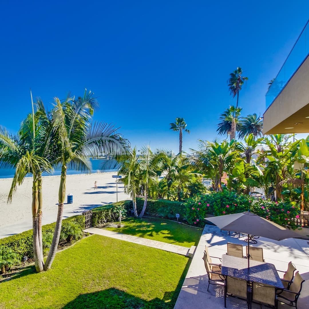 Villa on the Bay 6 - Image 1