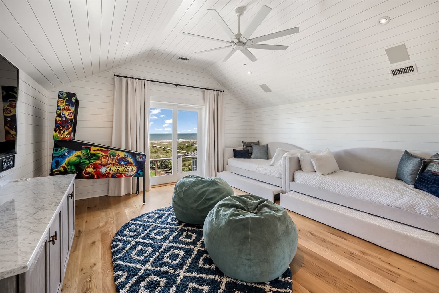 Beach Shelter - Image 33