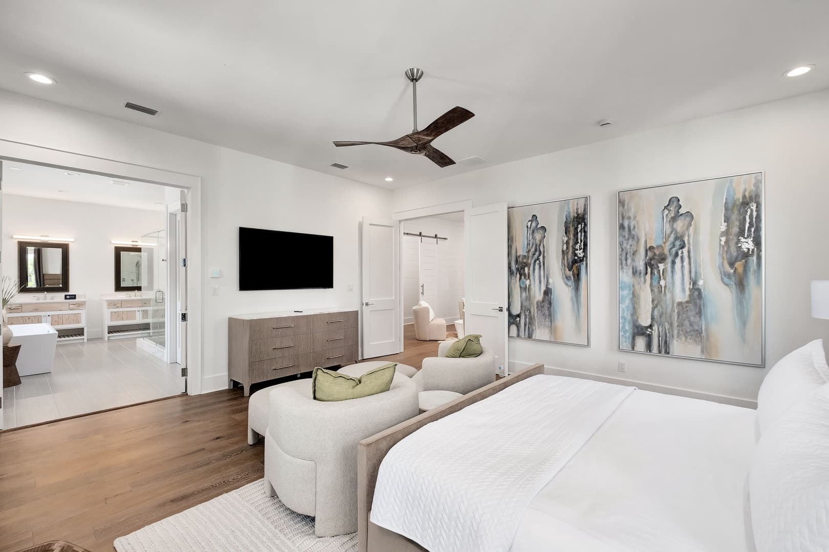 Oz by The Sea - Image 22