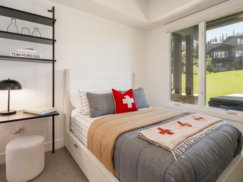 Gateway #9 - Image 17