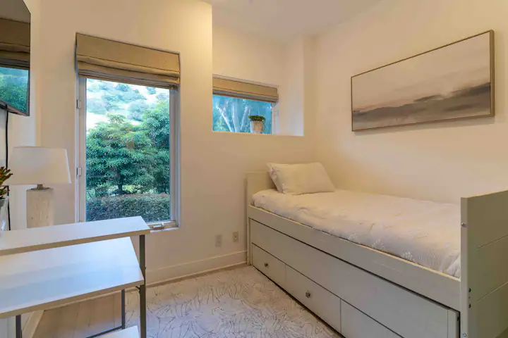 Beverly Haven Home  - Image 14