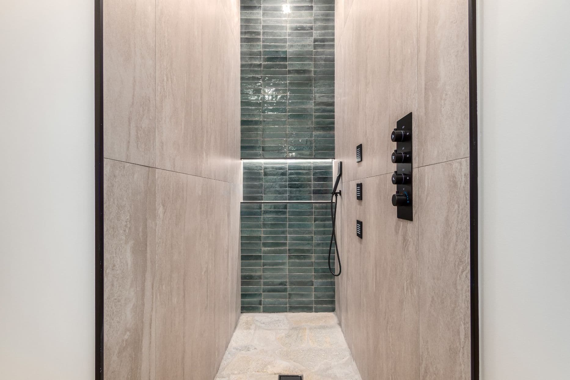 Stonewood Manor - Image 40