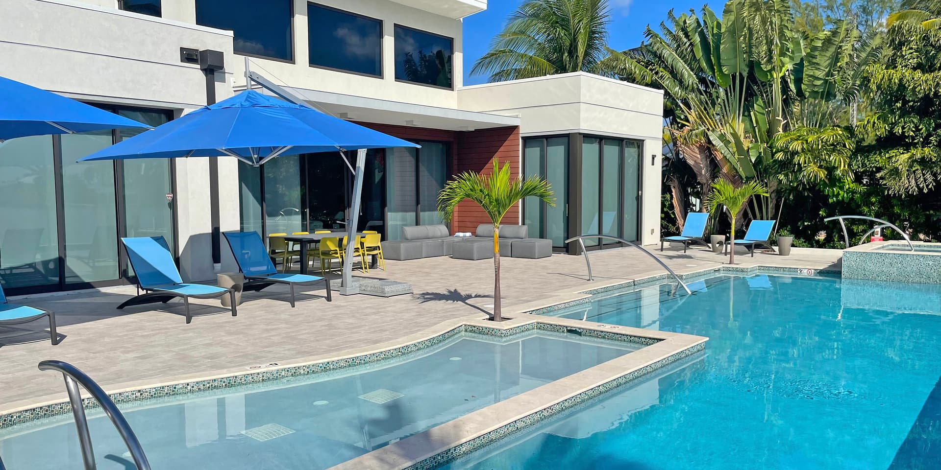 White Dahlia Villa - Image 3