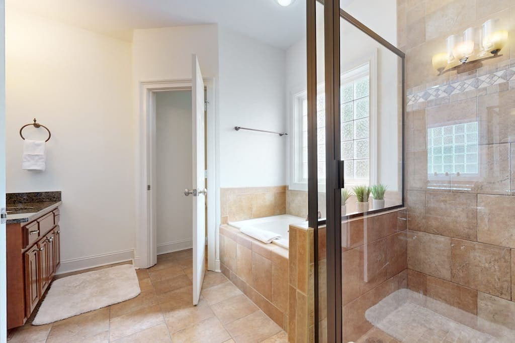 Music City Getaway - Image 18