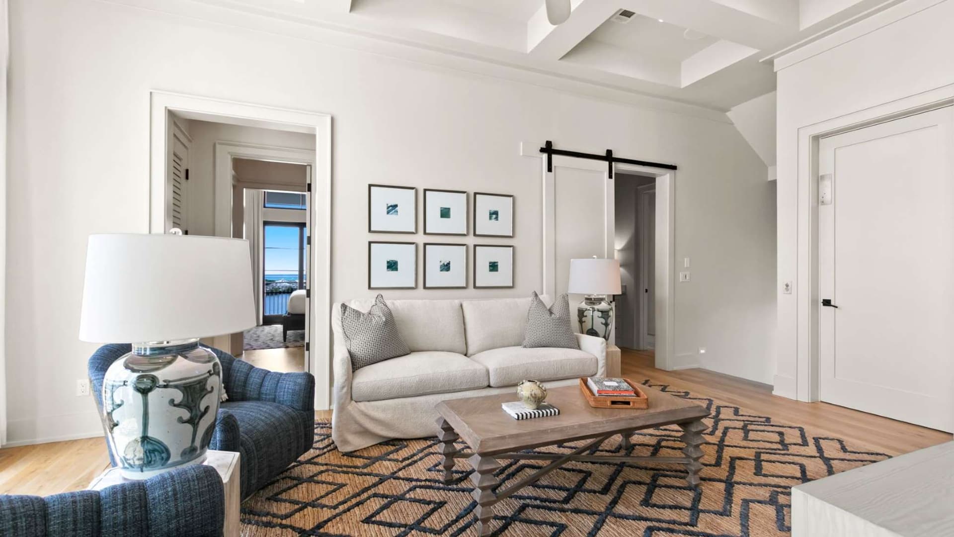 Lakeview Drive - Image 40