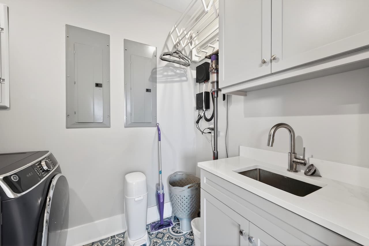 Southern Grace - Image 53