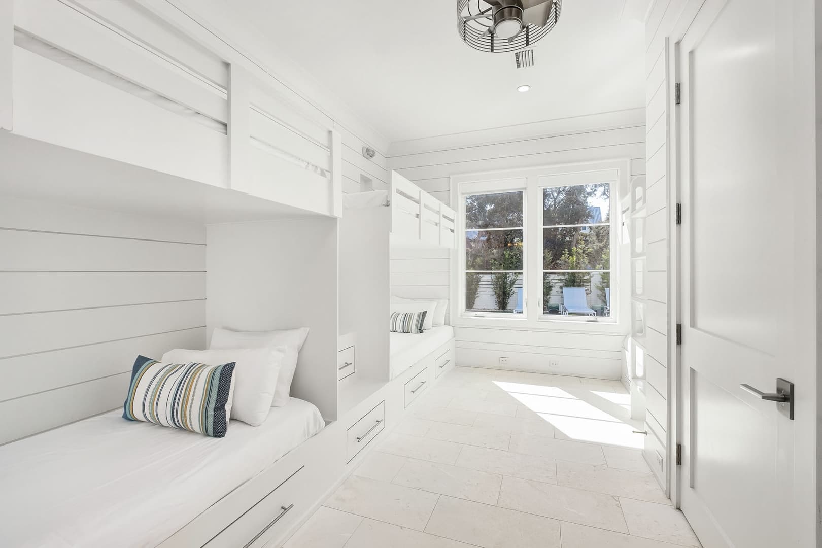 Bearfoot By The Sea - Image 17