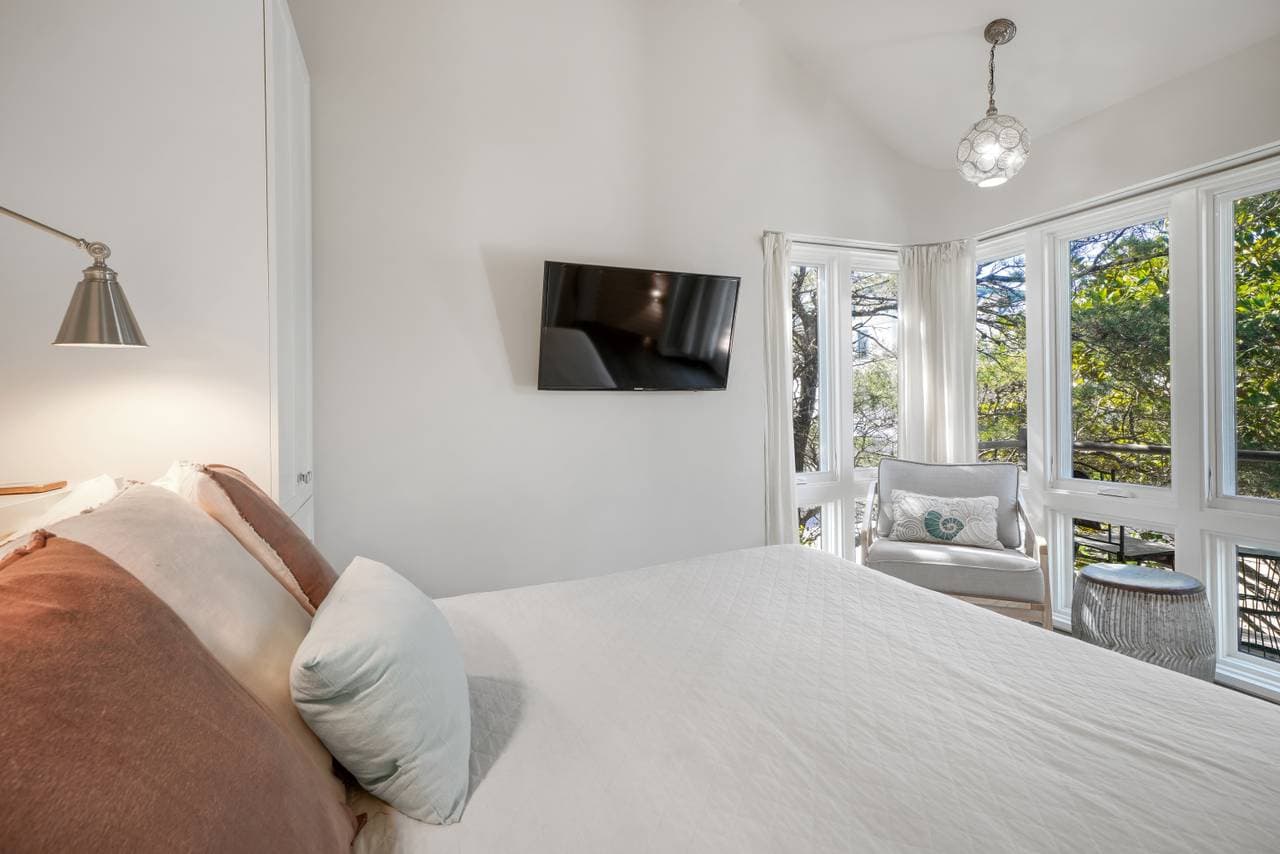 Little Feet Home - Image 14