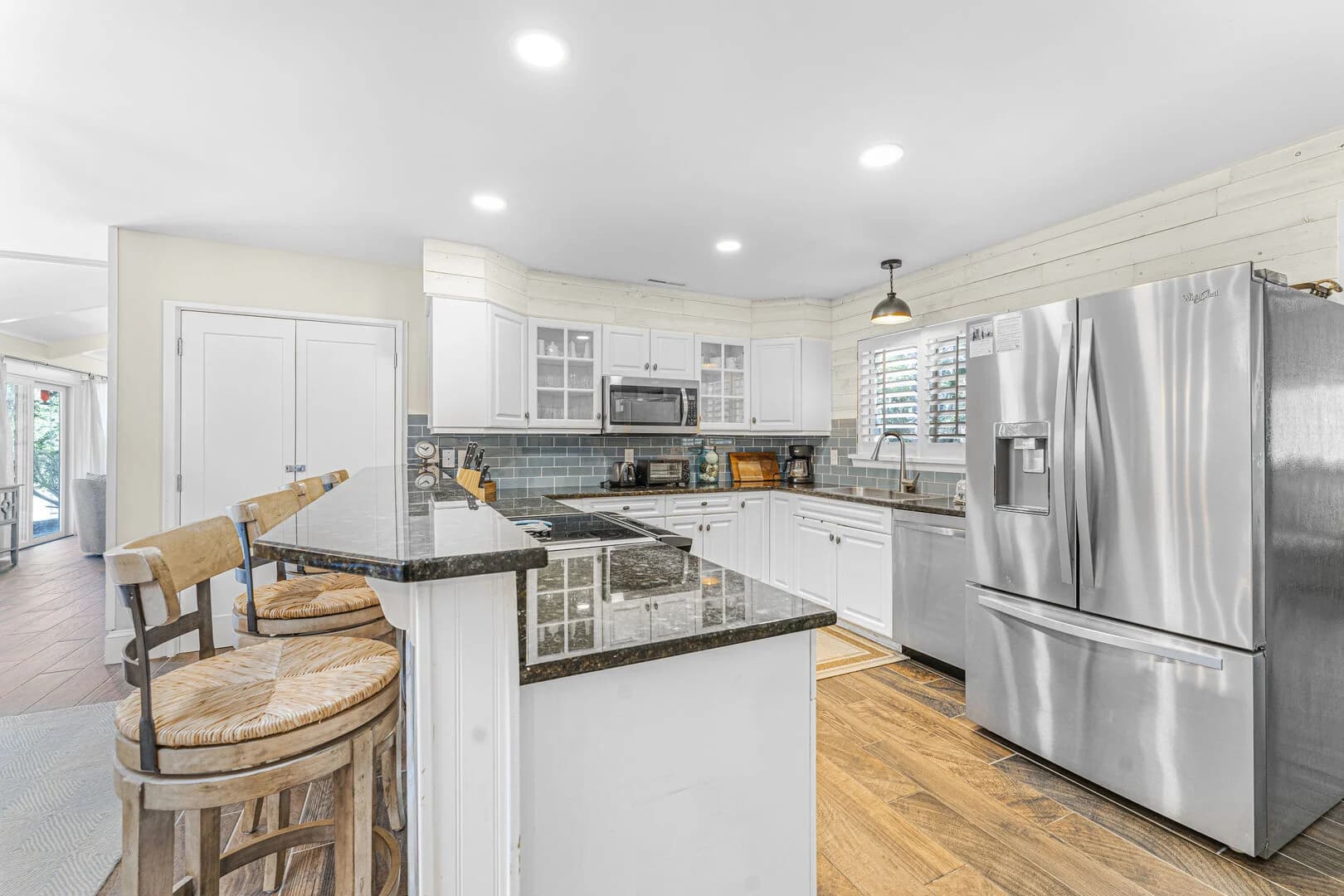 Island Time - Image 8