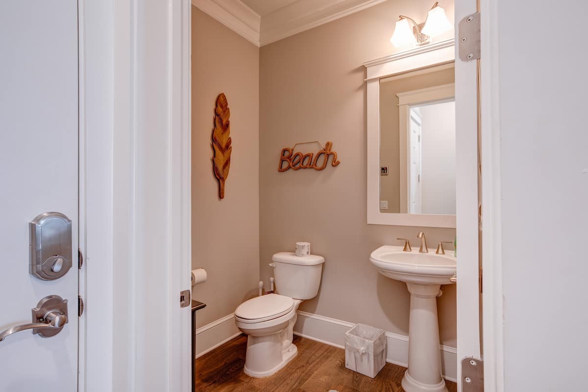 Coconut Cove - Image 50