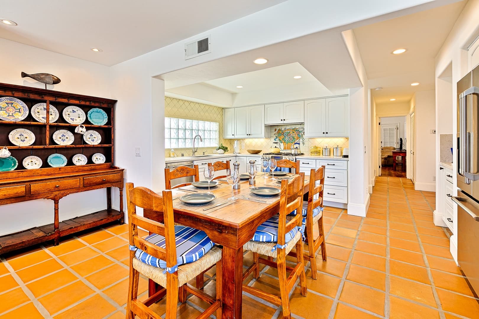 Spanish Palms Home - Image 3