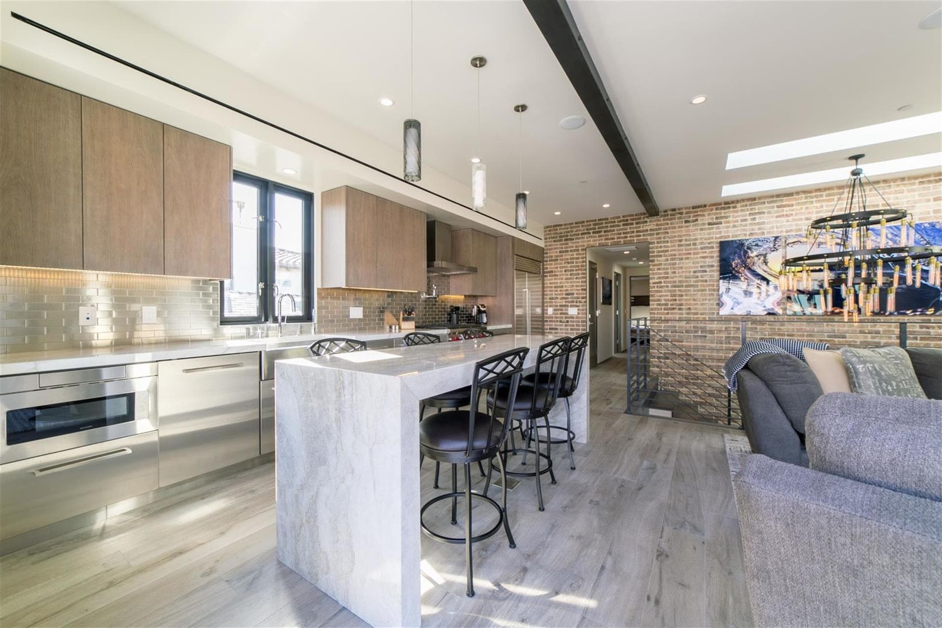 Bay Escape - Image 5