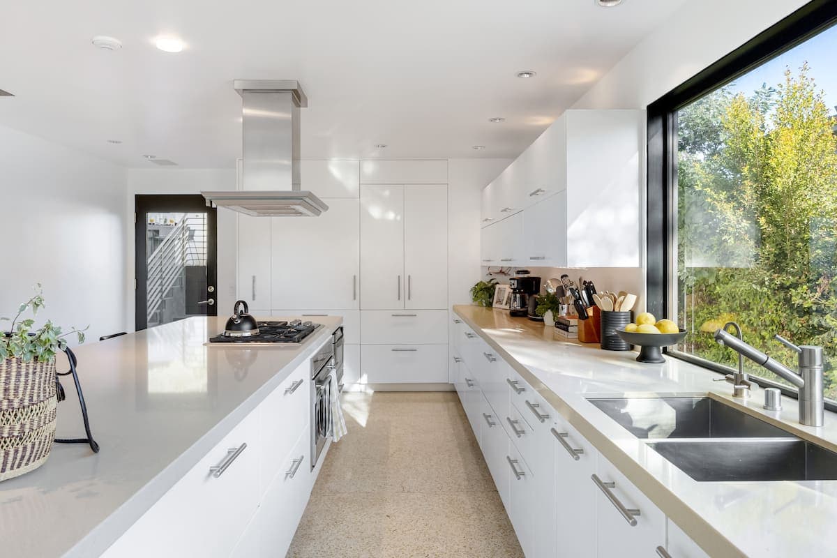 Kings Road - Image 12