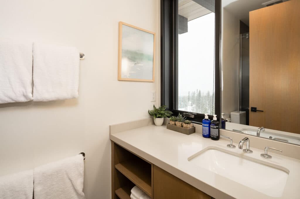 8A Treeline Home - Image 9