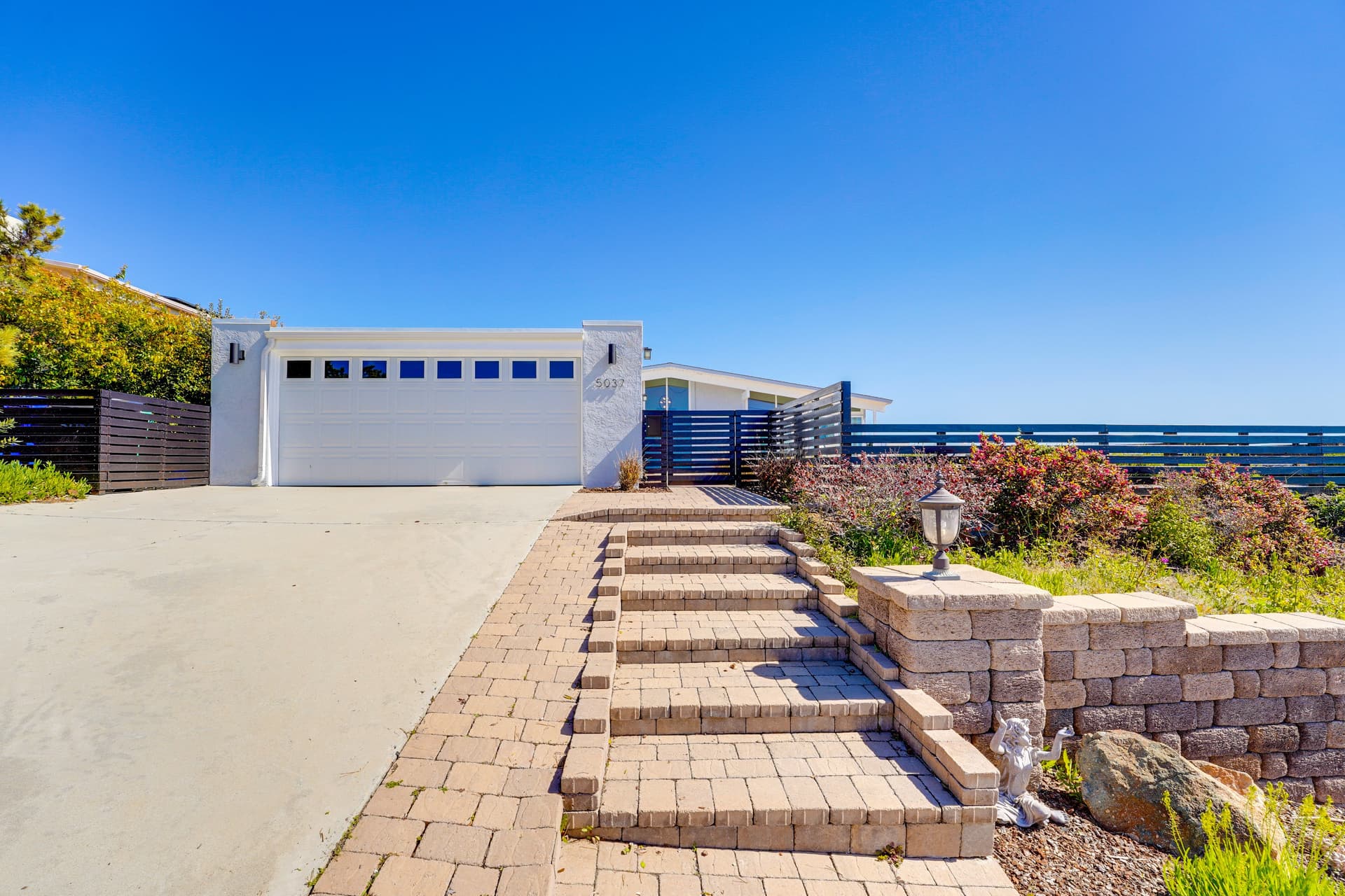 Endless Views - Image 4