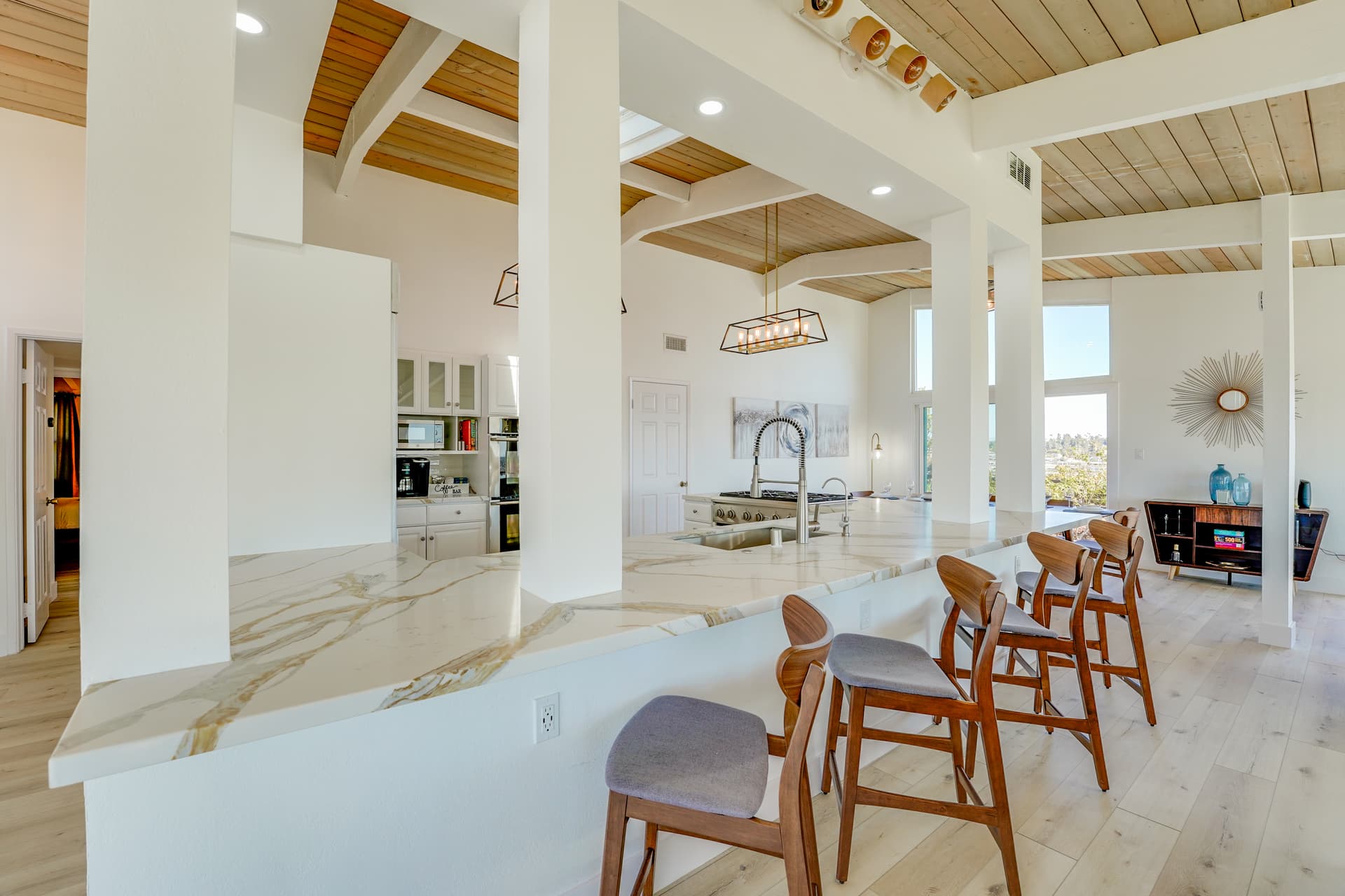 Endless Views - Image 5