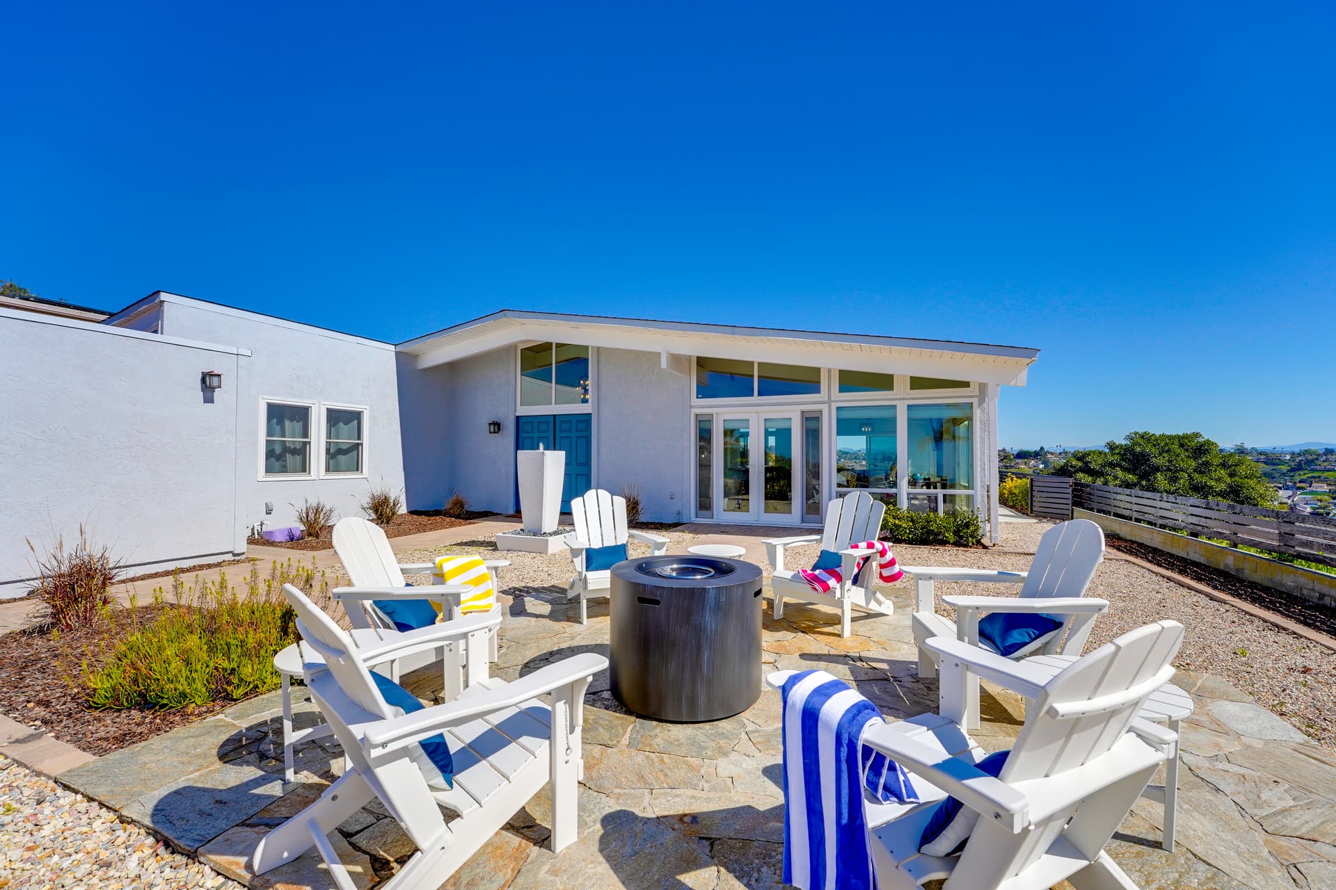 Endless Views - Image 38