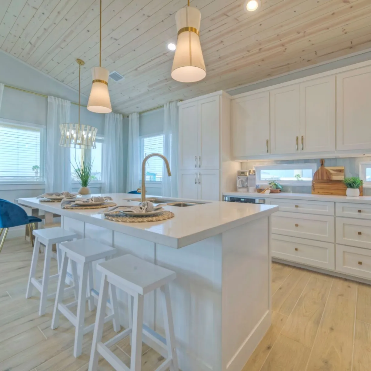 Flirty Flamingo - Image 8