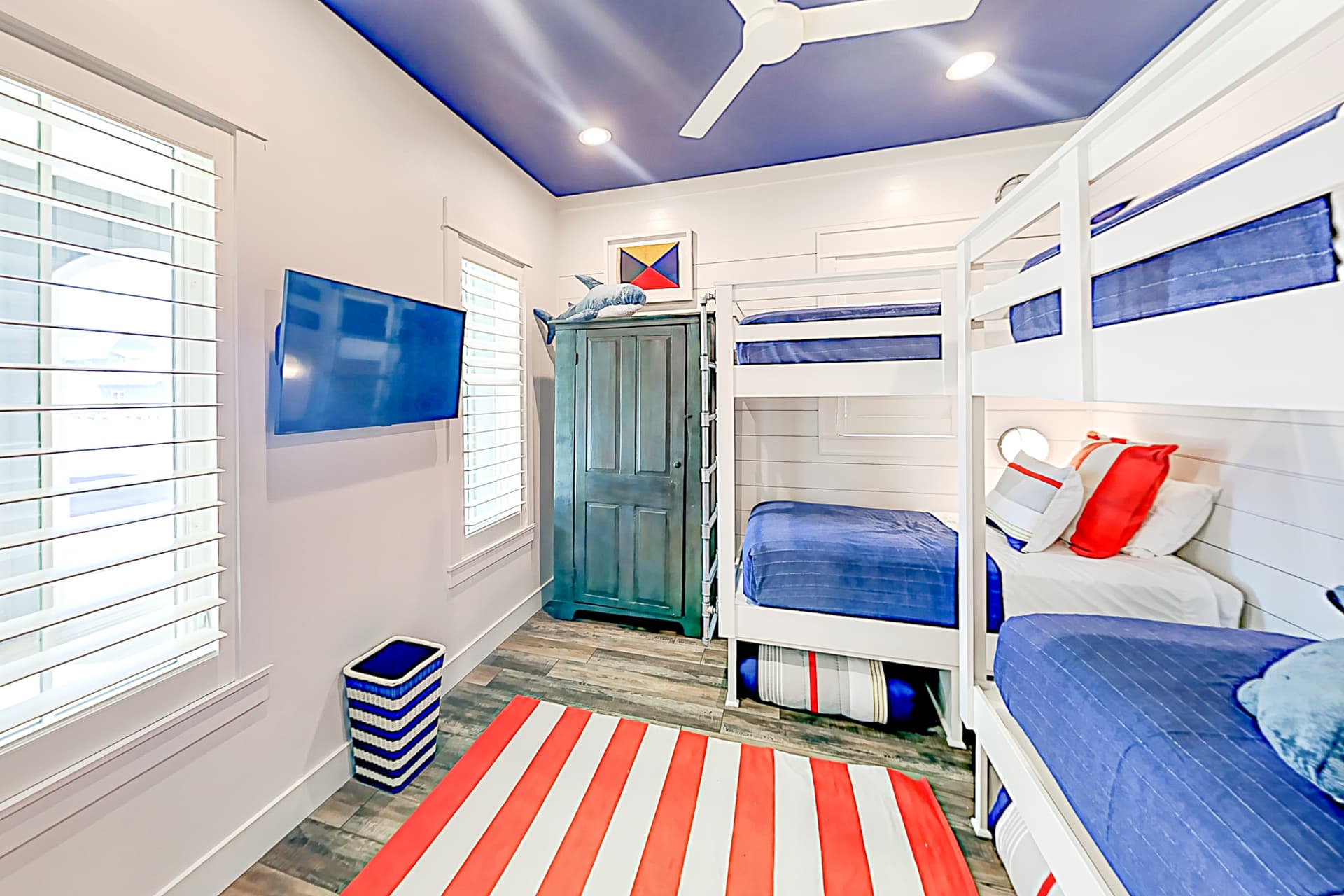 Silverado Waves - Image 17