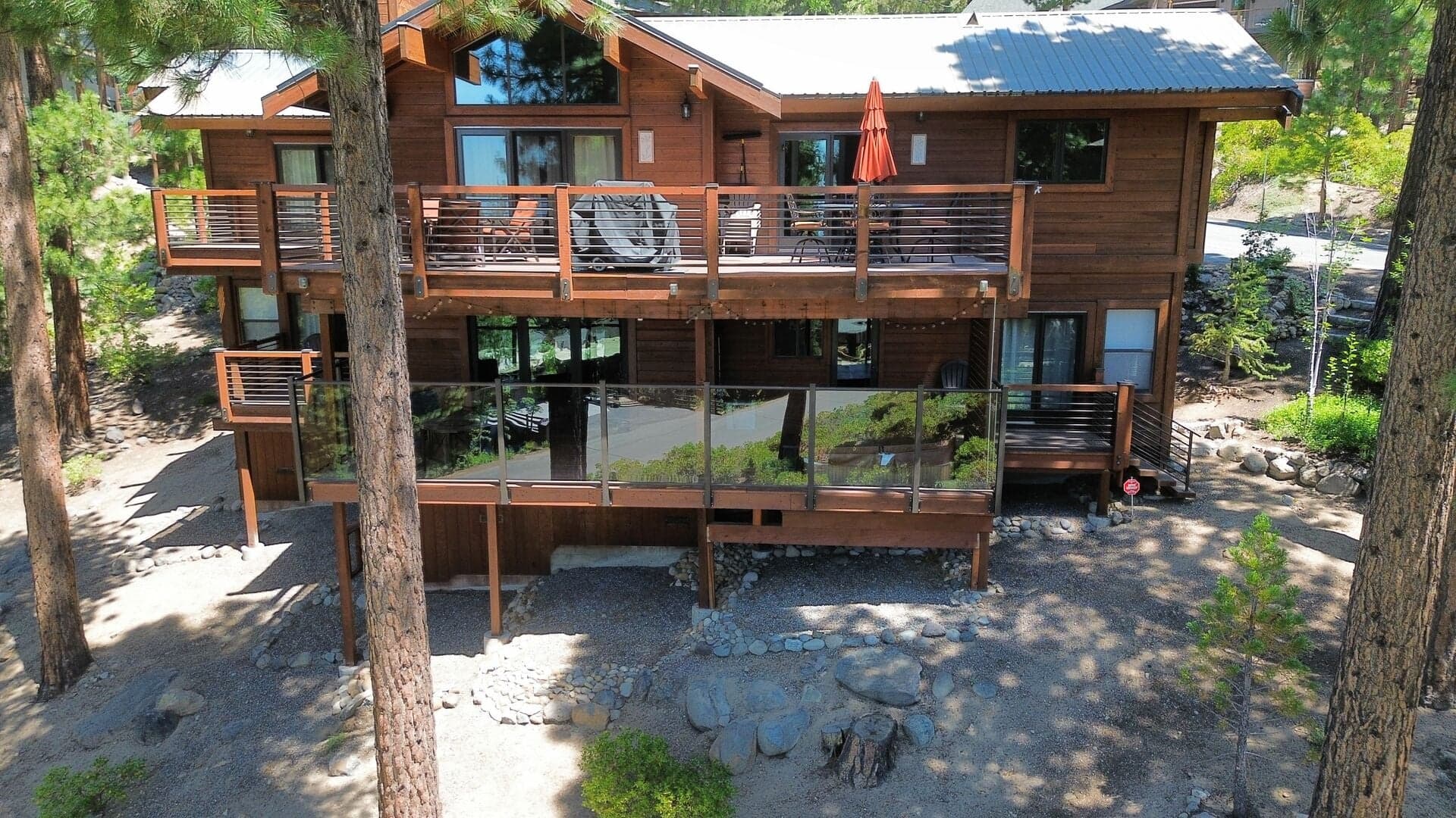 Lariat House - Image 2