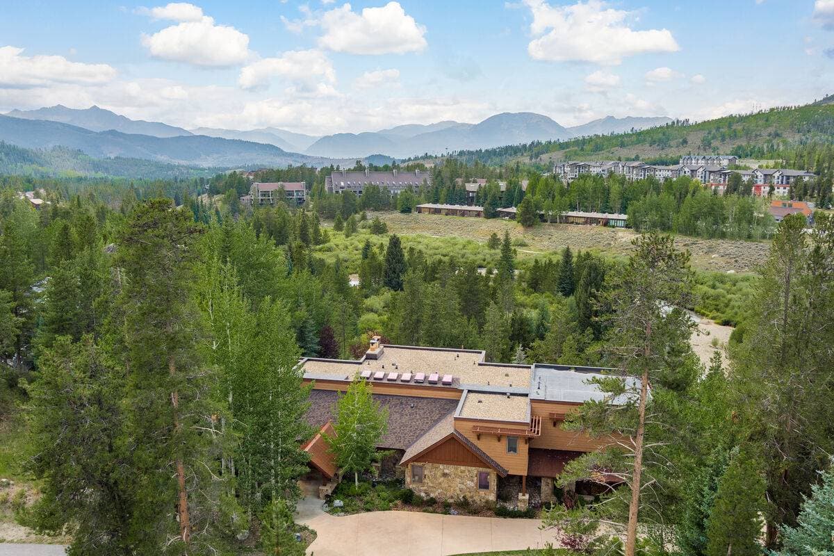 Four Sisters - Image 106