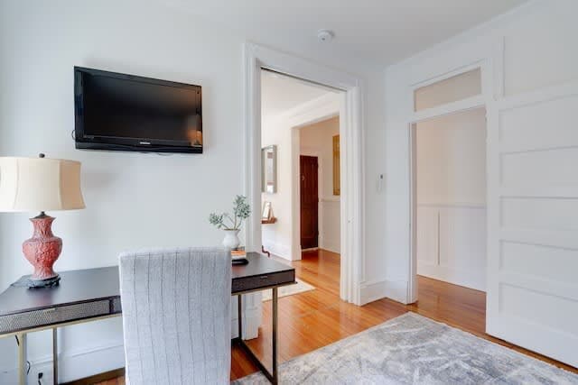 Hillview Retreat - Image 25