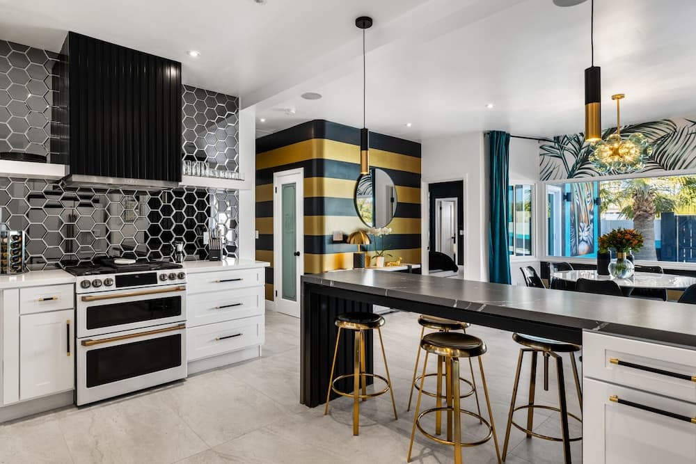 Escape Island - Image 9