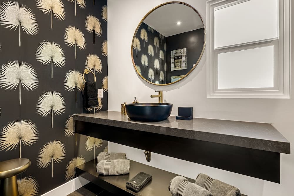 Escape Island - Image 43