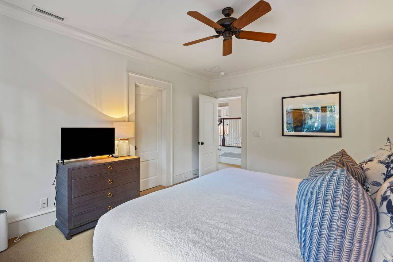 Avocet Home - Image 25