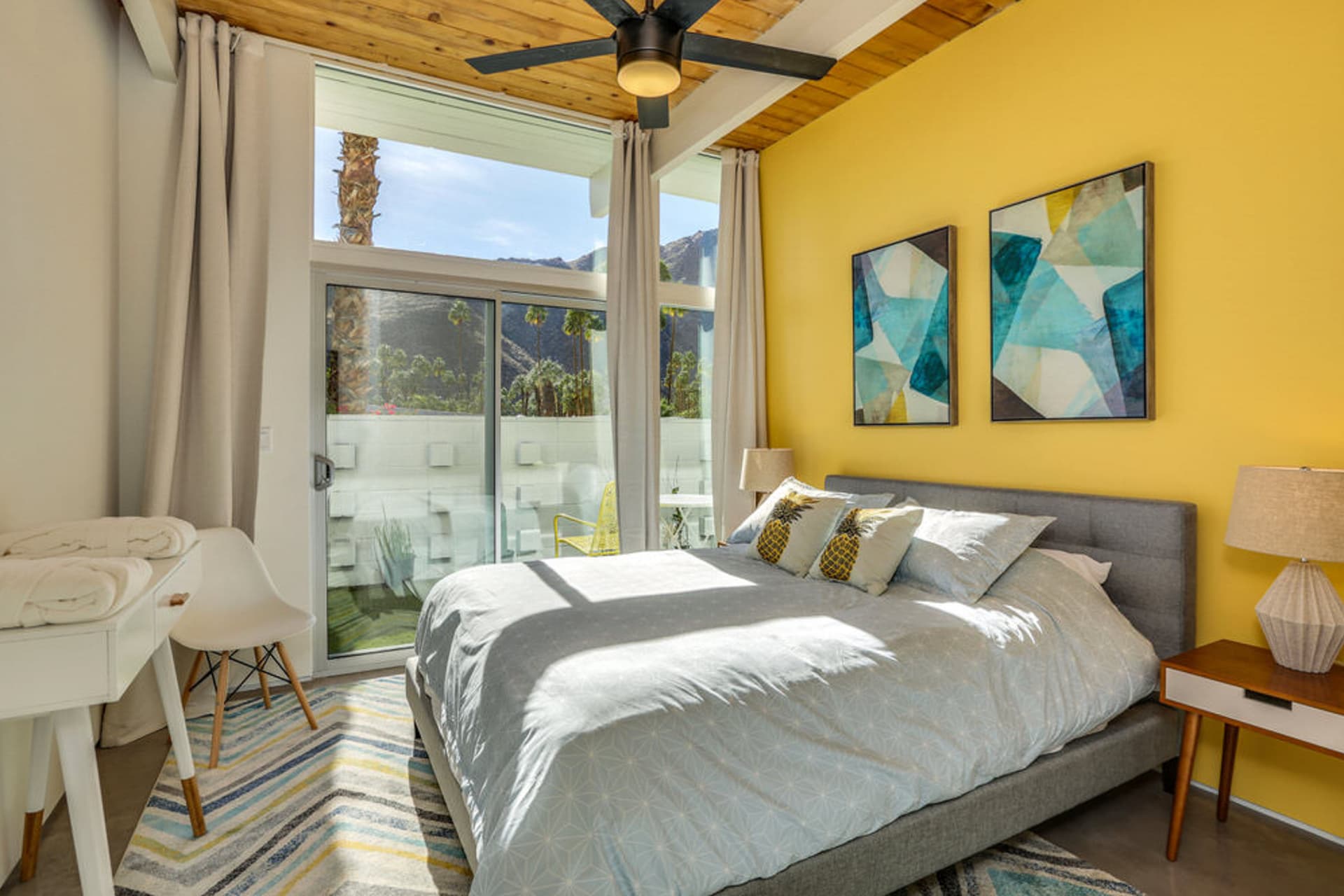 Regal Contemporary House - Image 15